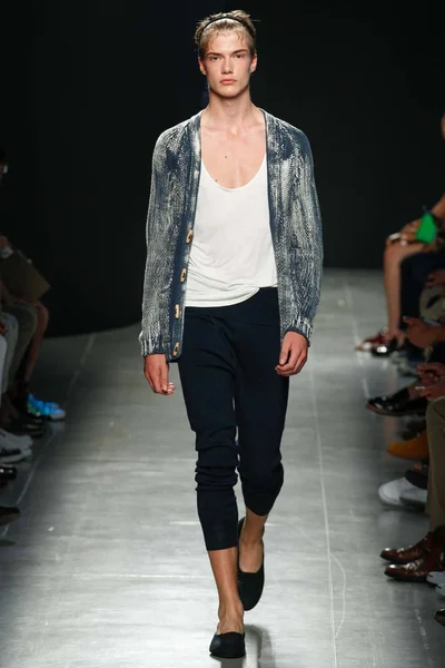 Look 6